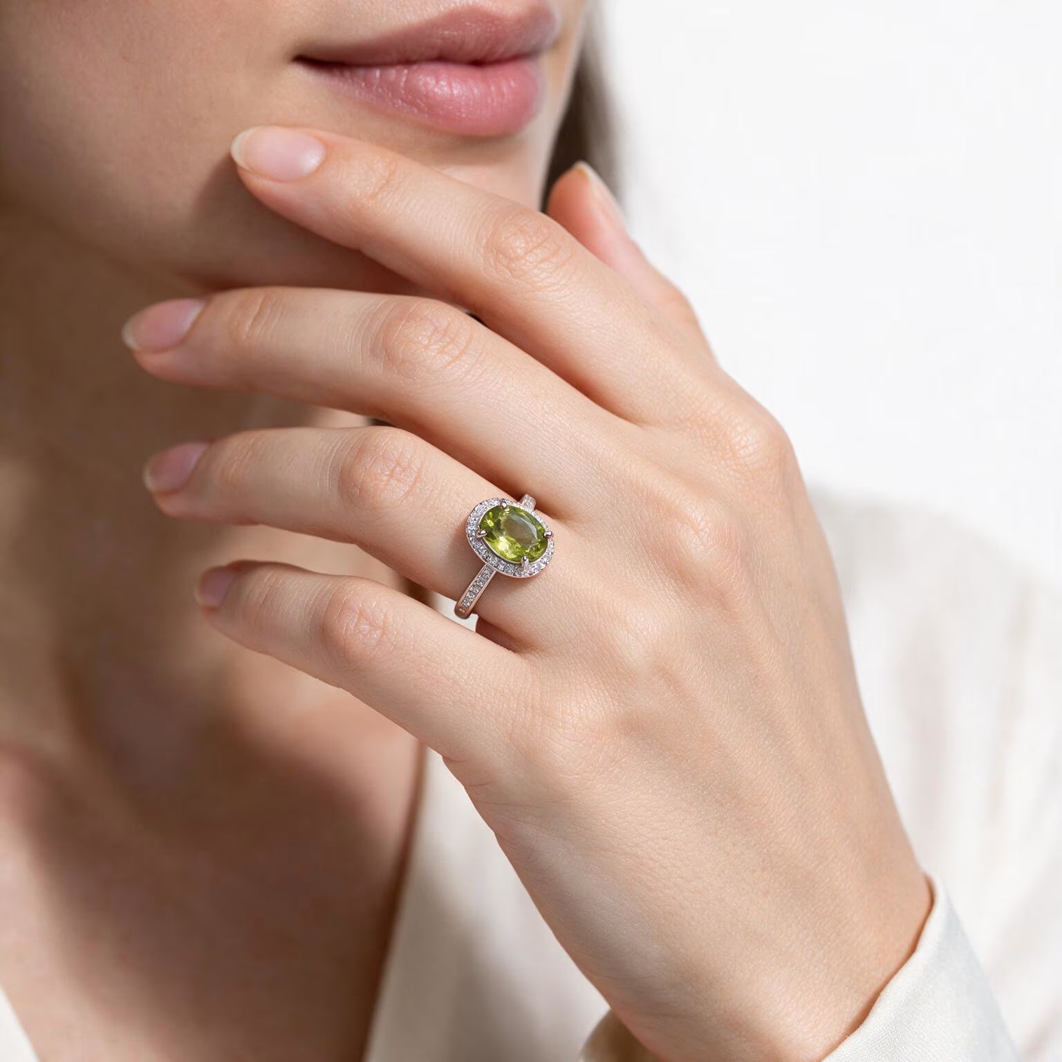 Emerald Luxe Peridot Ring
