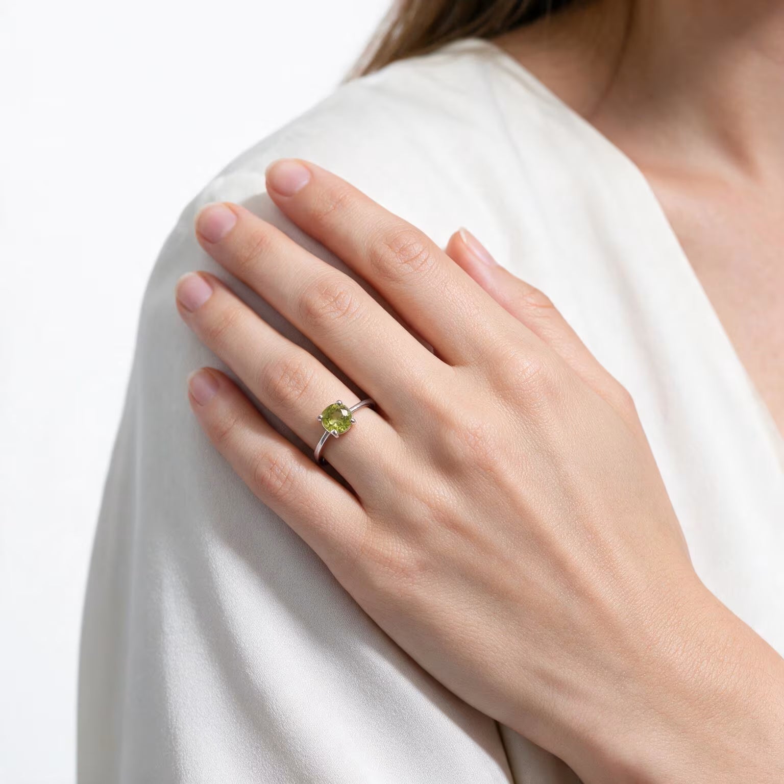 Verdant Aura Peridot Ring